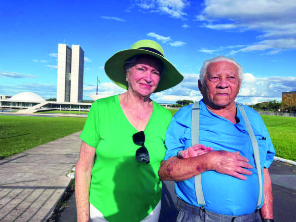 foto-01-opcao-pra-abrir-a-revista-1-1