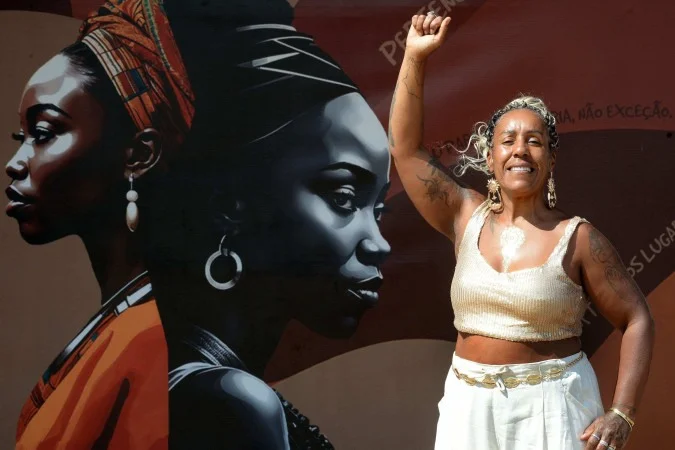 1_21112025mf24-61158524