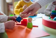 Ação de Natal arrecada comidas e brinquedos para dar a 160 famílias