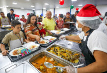 Nosso Natal: GDF leva ceia especial ao Restaurante Comunitário de Santa Maria