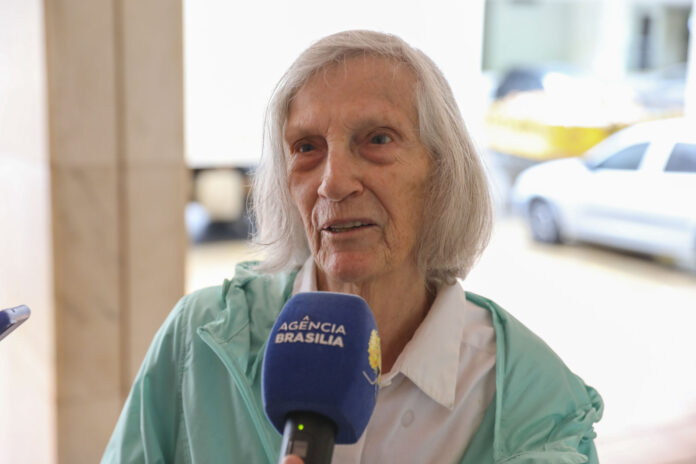 Gertrud Mathias - moradora do blogo G da SQN 202 (2)_1