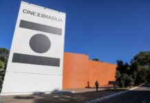 Ouvidores do DF são homenageados no Cine Brasília