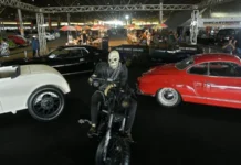 Paixão por carros clássicos toma conta de Brasília