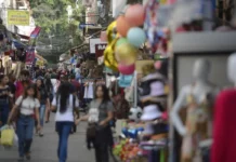 Comércio de varejo do DF cresce 7,3%, acima da média nacional