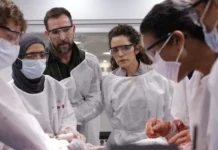 “The Pitt”: série será homenageada por “representação médica autêntica”