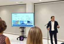 Bisneto de Niemeyer recebe arquitetos belgas durante encontro em Brasília